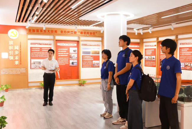 津門網絡大思政微信公眾號報道學校“同心筑夢”民族團結實踐團開展實踐活動